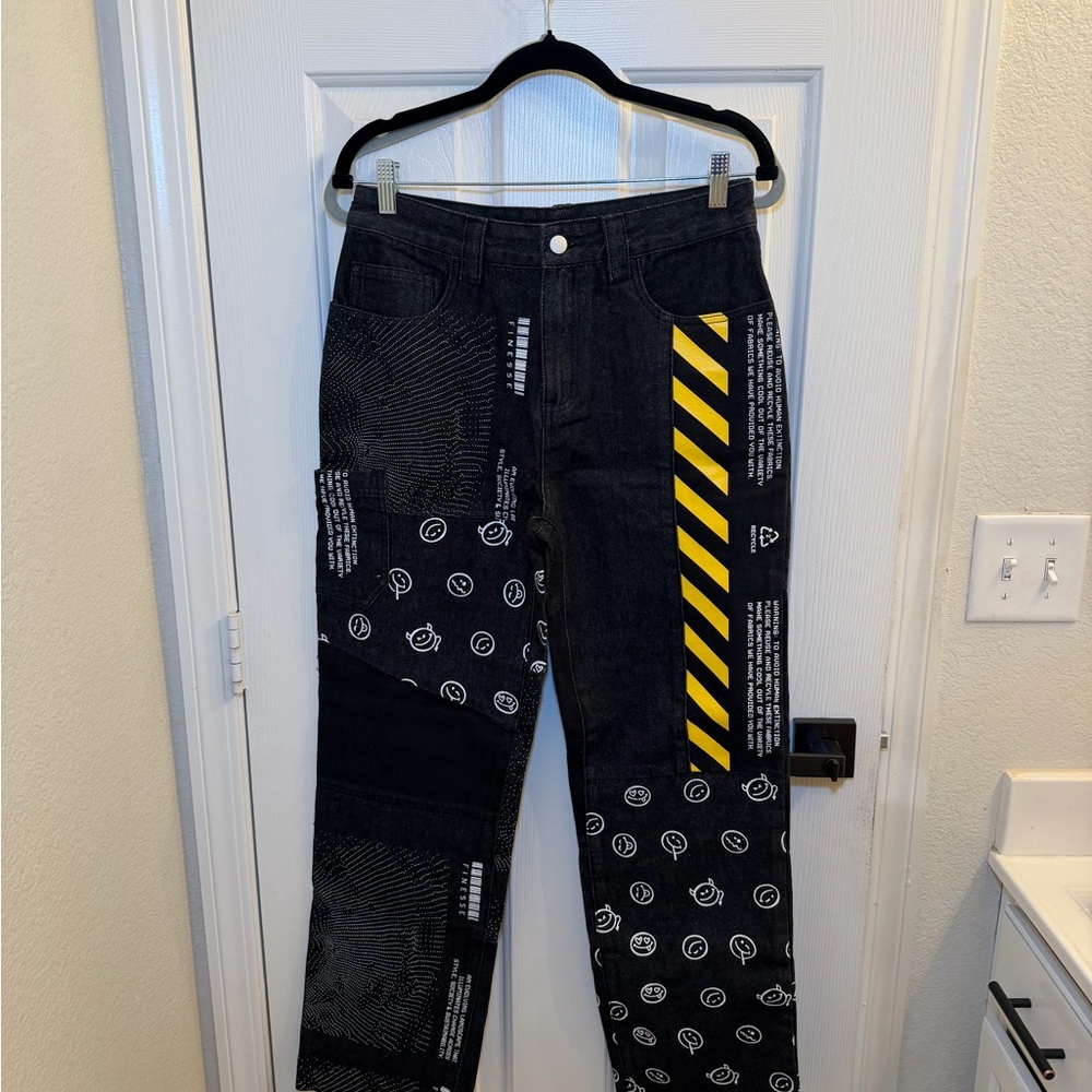 Finesse Black Jeans with Yellow Accents Size Small NWOT
